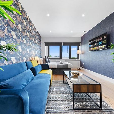 Modern One Bedroom Flat - Sleeps 5 -Near Heathrow - London Ub3 Zewnętrze zdjęcie